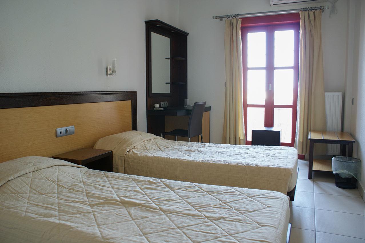 Aposperides Hotel Livadi  Dış mekan fotoğraf