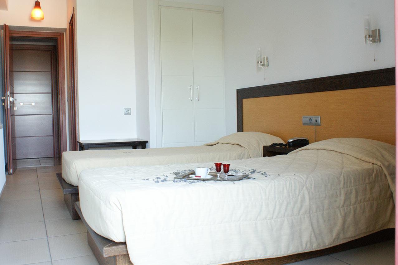 Aposperides Hotel Livadi  Dış mekan fotoğraf