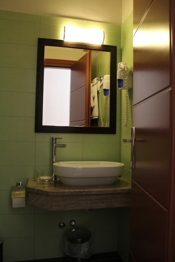 Aposperides Hotel Livadi  Dış mekan fotoğraf